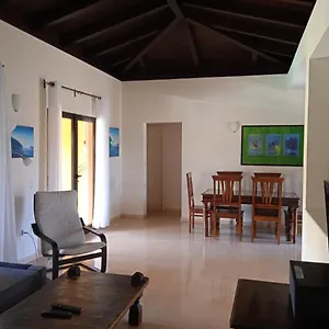 villa-oasis-ii.in-canary-islands.com/